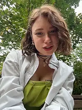 lucy-joy online show from 09/21/25, 12:18