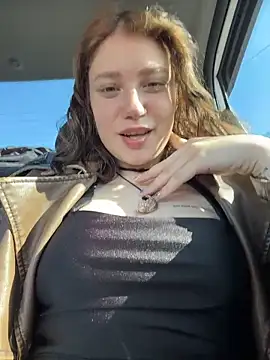 lucy-joy online show from 03/31/26, 07:31