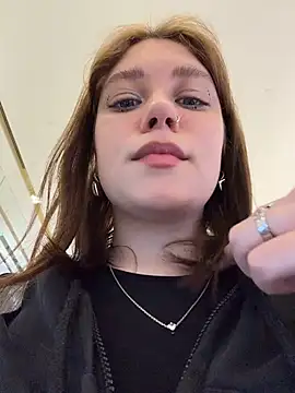 lucy-joy online show from 06/26/26, 08:30