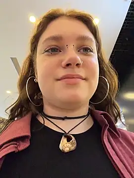 lucy-joy online show from 07/02/26, 07:36
