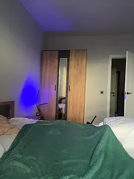 tammy gun online show from 10/09/25, 02:26