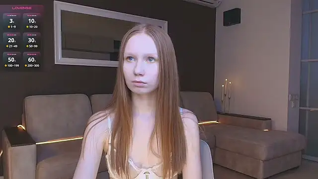 Snapshot of FoxyMira chatting on 03/27/26, 04:07 FoxyMira online show from 03/27/26, 04:07