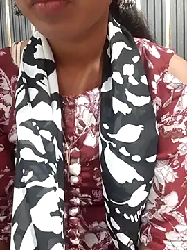 Snapshot of AnkitaDevi chatting on 10/17/25, 04:48 AnkitaDevi online show from 10/17/25, 04:48