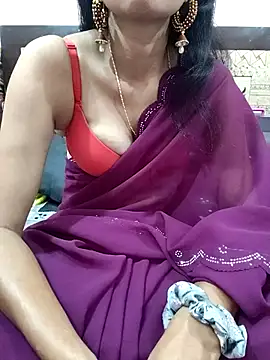 Yourhotsweetgirl online show from 11/03/25, 04:14