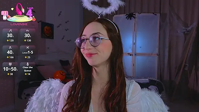 AvrilLeMell online show from 10/25/25, 10:37