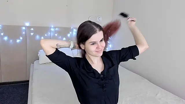 Snapshot of Infinity_Ti chatting on 01/09/26, 01:41 Infinity Ti online show from 01/09/26, 01:41