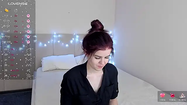 Snapshot of Infinity_Ti chatting on 01/11/26, 02:05 Infinity Ti online show from 01/11/26, 02:05