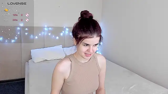 Snapshot of Infinity_Ti chatting on 02/09/26, 01:53 Infinity Ti online show from 02/09/26, 01:53