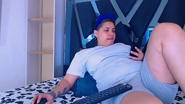 karla sexy21 online show from 10/16/25, 04:24