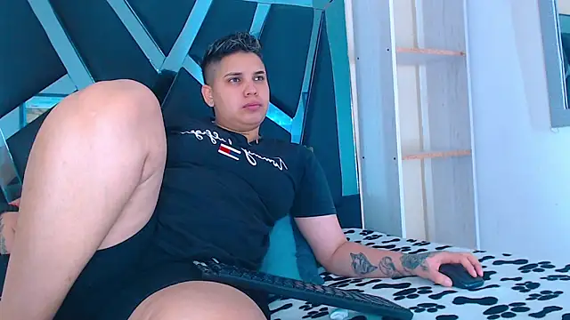 karla sexy21 online show from 10/23/25, 04:34