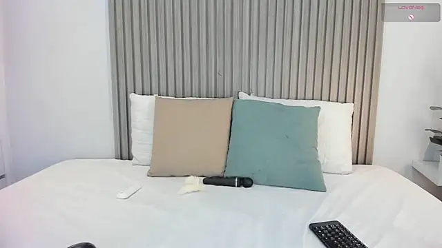Snapshot of Anny-Cute chatting on 07/01/26, 10:20 Anny-Cute online show from 07/01/26, 10:20