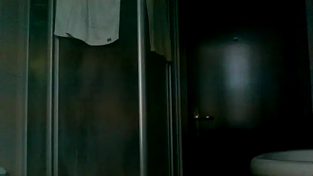 Snapshot of ynroh_87 chatting on 01/09/26, 02:42 ynroh 87 online show from 01/09/26, 02:42