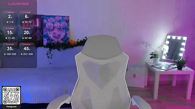 ArleneThomas online show from 12/04/25, 01:42