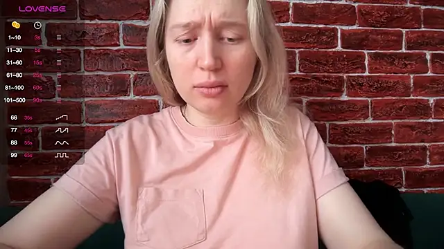 CitrusBlissss online show from 11/26/25, 02:56