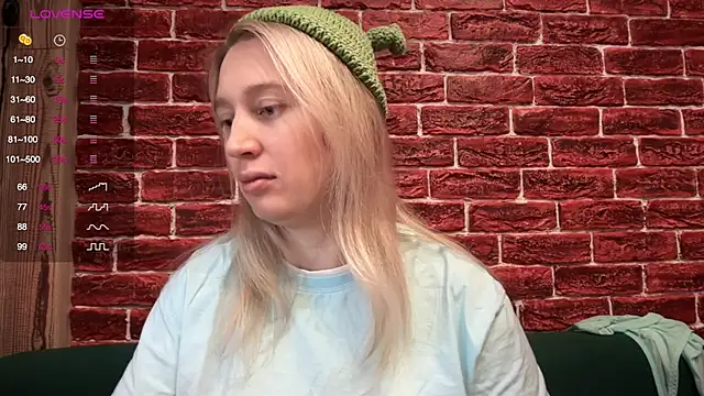 CitrusBlissss online show from 12/02/25, 03:23