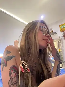 KoraSweett online show from 02/21/26, 07:26