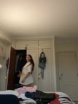 very licious online show from 06/18/26, 04:44