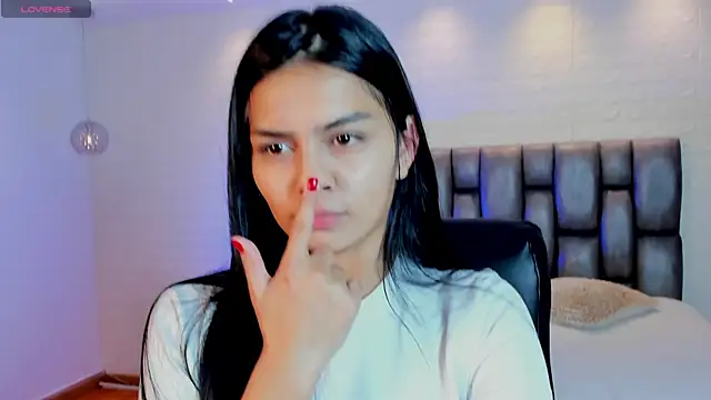 AidaJones online show from 04/10/26, 11:59