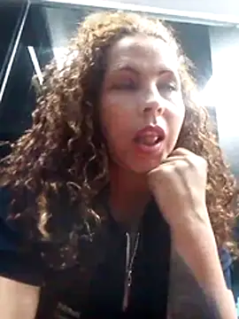 Snapshot of Yanis_Ariel12 chatting on 12/03/25, 12:25 Yanis Ariel12 online show from 12/03/25, 12:25