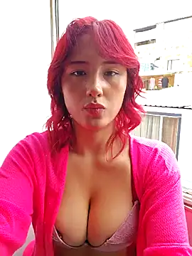 Snapshot of sorpresa_x chatting on 10/28/25, 06:43 sorpresa x online show from 10/28/25, 06:43