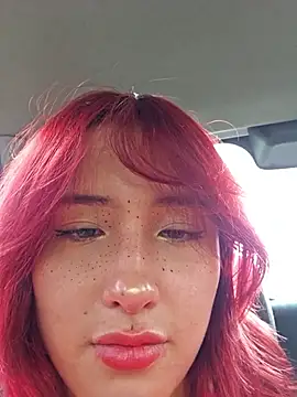 Snapshot of sorpresa_x chatting on 11/24/25, 04:40 sorpresa x online show from 11/24/25, 04:40