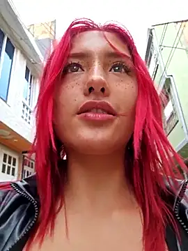 Snapshot of sorpresa_x chatting on 06/21/26, 04:09 sorpresa x online show from 06/21/26, 04:09