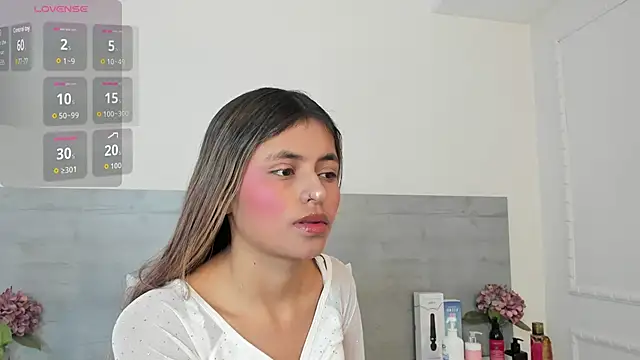 sunnyWhitee online show from 04/22/26, 07:15