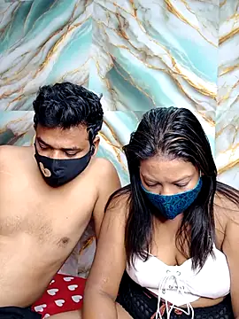 hornyzinia123 online show from 10/15/25, 04:34