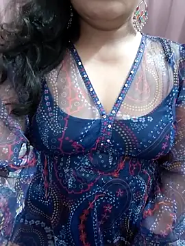 Snapshot of Aavya_007 chatting on 10/23/25, 10:14 Aavya 007 online show from 10/23/25, 10:14