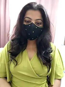 Snapshot of Aavya_007 chatting on 11/19/25, 03:39 Aavya 007 online show from 11/19/25, 03:39