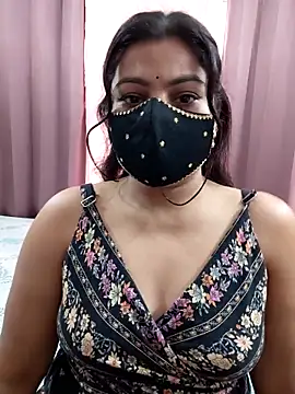 Snapshot of Aavya_007 chatting on 11/24/25, 06:24 Aavya 007 online show from 11/24/25, 06:24