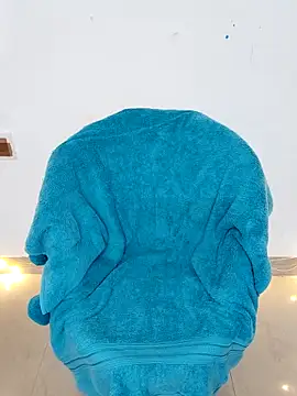 Snapshot of Aavya_007 chatting on 11/29/25, 05:49 Aavya 007 online show from 11/29/25, 05:49