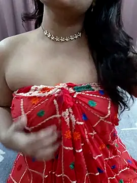 Snapshot of Aavya_007 chatting on 12/15/25, 04:17 Aavya 007 online show from 12/15/25, 04:17