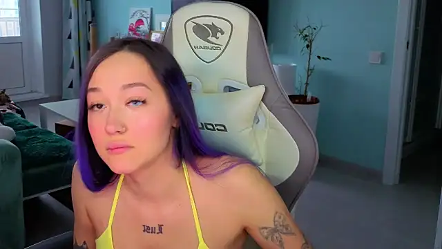 Im suka online show from 03/18/26, 03:20