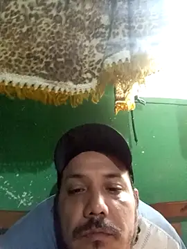 Snapshot of Ridick2025 chatting on 10/26/25, 11:49 Ridick2025 online show from 10/26/25, 11:49