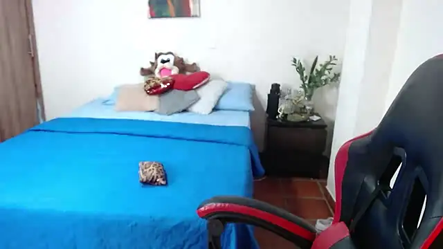 Secret Bella online show from 11/25/25, 12:16