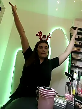 Secret Bella online show from 12/19/25, 10:28