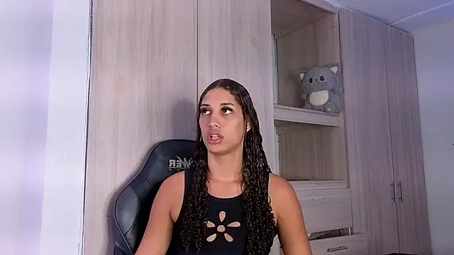 candice777 online show from 03/25/26, 02:23