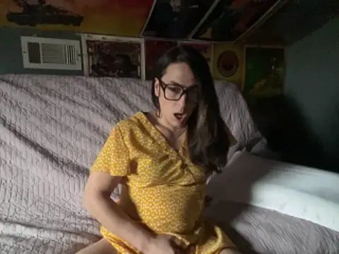 Snapshot of mayra_mayhem chatting on 02/10/26, 02:32 mayra mayhem online show from 02/10/26, 02:32