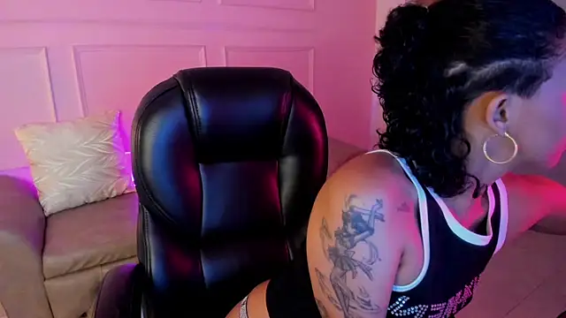 aitana kahlo online show from 01/12/26, 07:52