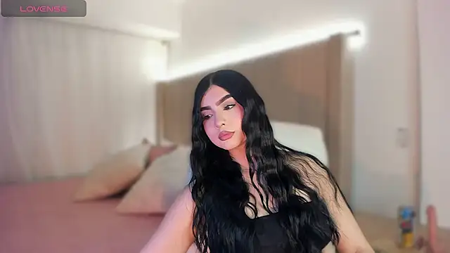 Snapshot of Sweety_Nicole_ chatting on 07/01/26, 03:52 Sweety Nicole online show from 07/01/26, 03:52