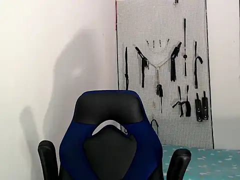 Snapshot of dylan_apol0 chatting on 09/16/25, 06:47 dylan apol0 online show from 09/16/25, 06:47