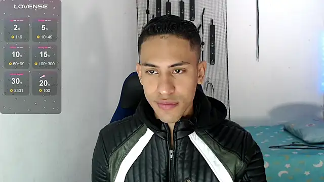 Snapshot of dylan_apol0 chatting on 09/26/25, 03:10 dylan apol0 online show from 09/26/25, 03:10