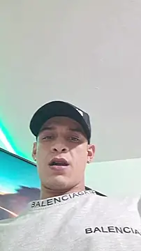 Ethanho0t online show from 12/05/25, 09:51