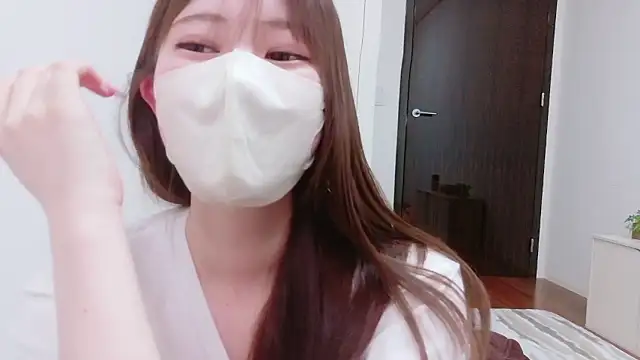 MOEMOE-Q online show from 06/04/26, 01:50