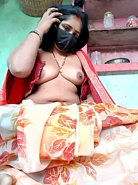 Snapshot of Falguni_Desai chatting on 11/18/25, 01:33 Falguni Desai online show from 11/18/25, 01:33