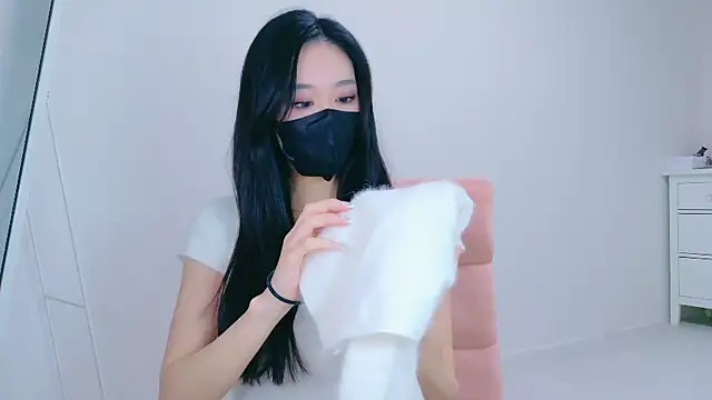 ramuchan desu online show from 11/10/25, 02:21