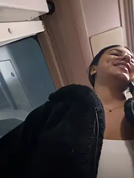 Sarahcutexoxox online show from 03/07/26, 10:45