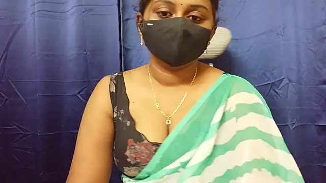 Snapshot of Pavani-Sexy chatting on 07/08/26, 04:28 Pavani-Sexy online show from 07/08/26, 04:28