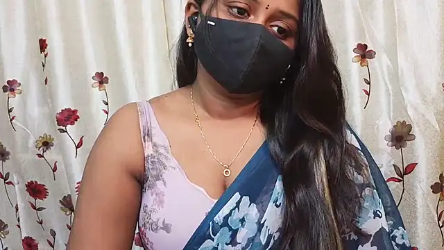 Snapshot of Pavani-Sexy chatting on 07/15/26, 04:07 Pavani-Sexy online show from 07/15/26, 04:07